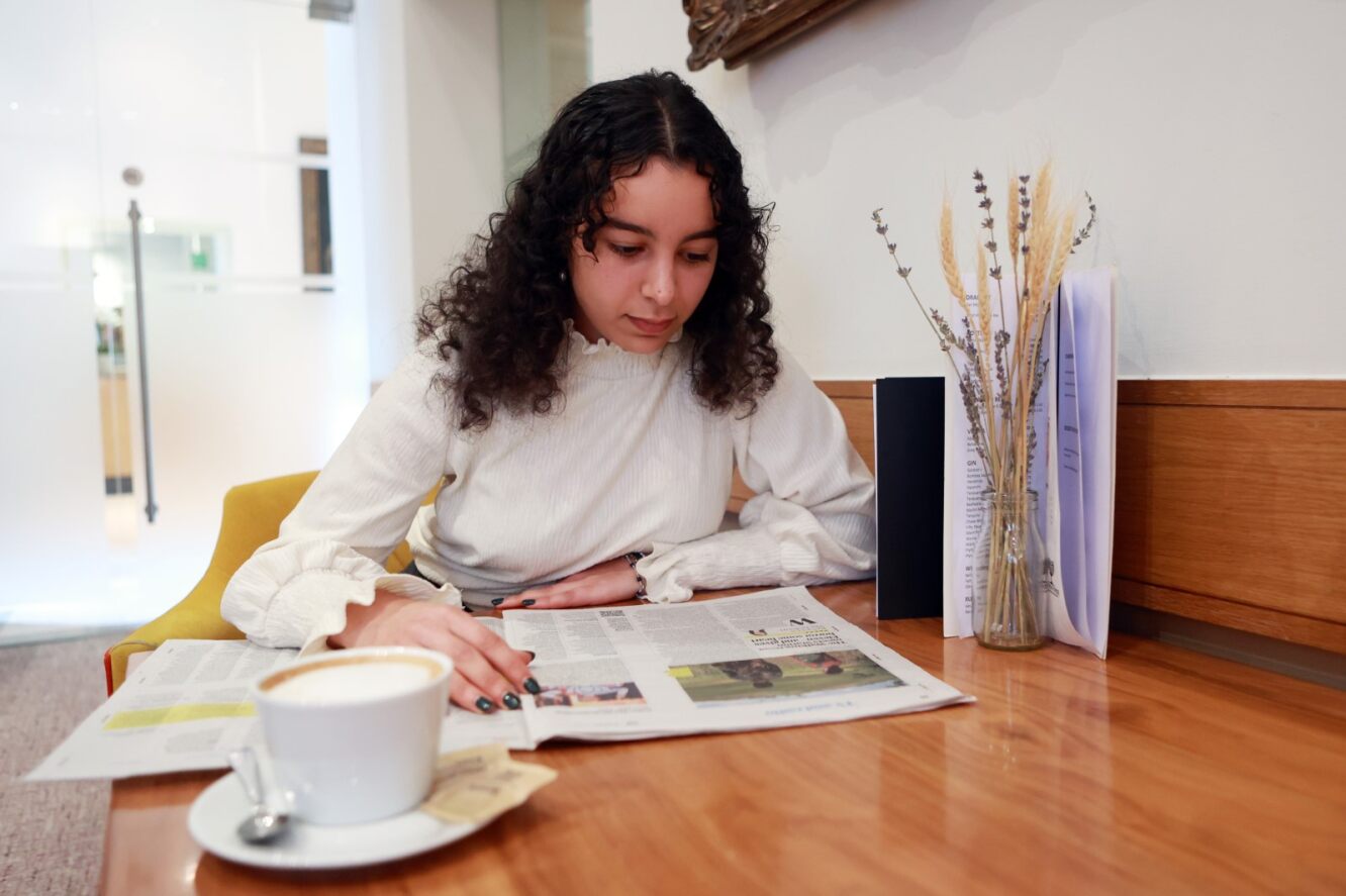 Young member lounge bar